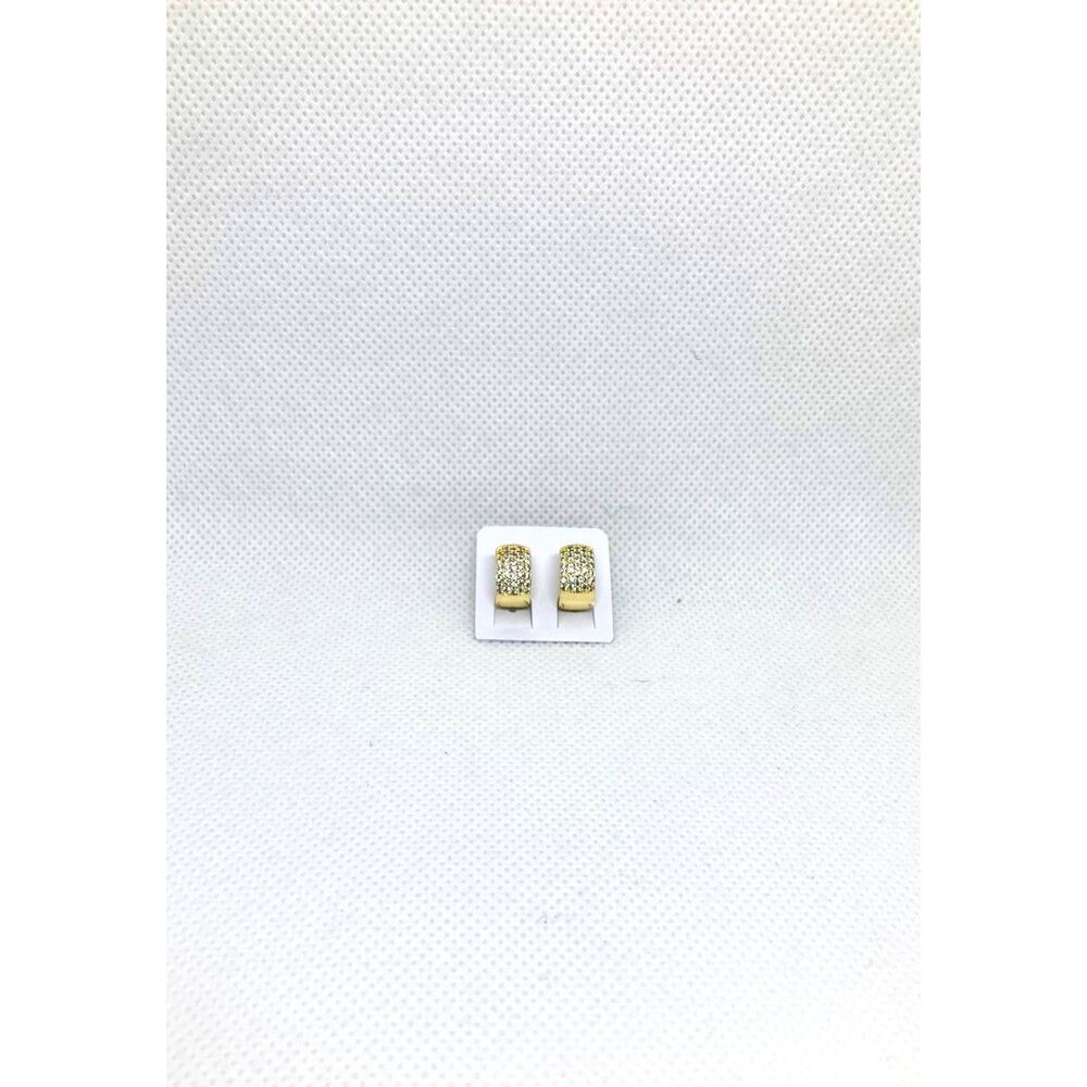 Women's BRAND NEW 14K Gold Filled Pave CZ Huggie earrings (unstamped)